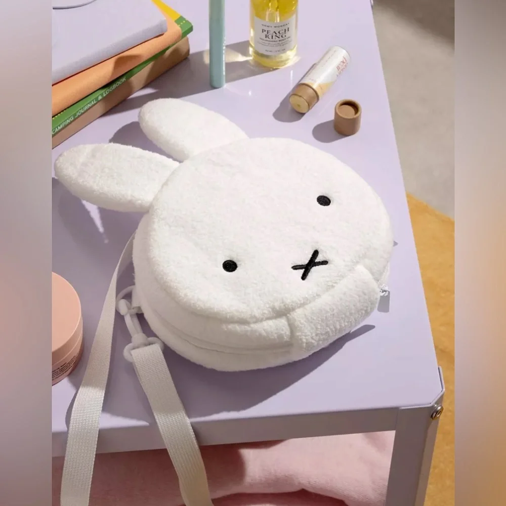 NWT! MIFFY DUO! ADORABLE SOFT MIFFY BAG & MATCHING BLIND BOX PHONE STAND! 5 ⭐️’S